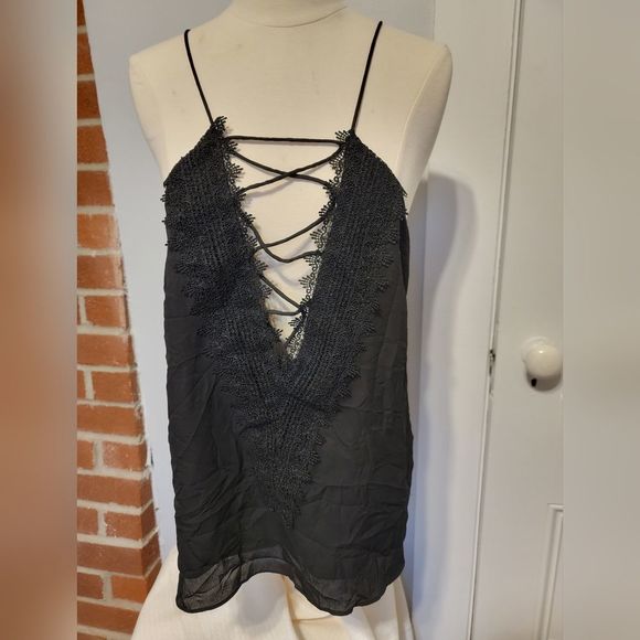 WAYF Where are you from EMBROIDERED LACE-UP CAMI NWOT - Picture 2 of 10